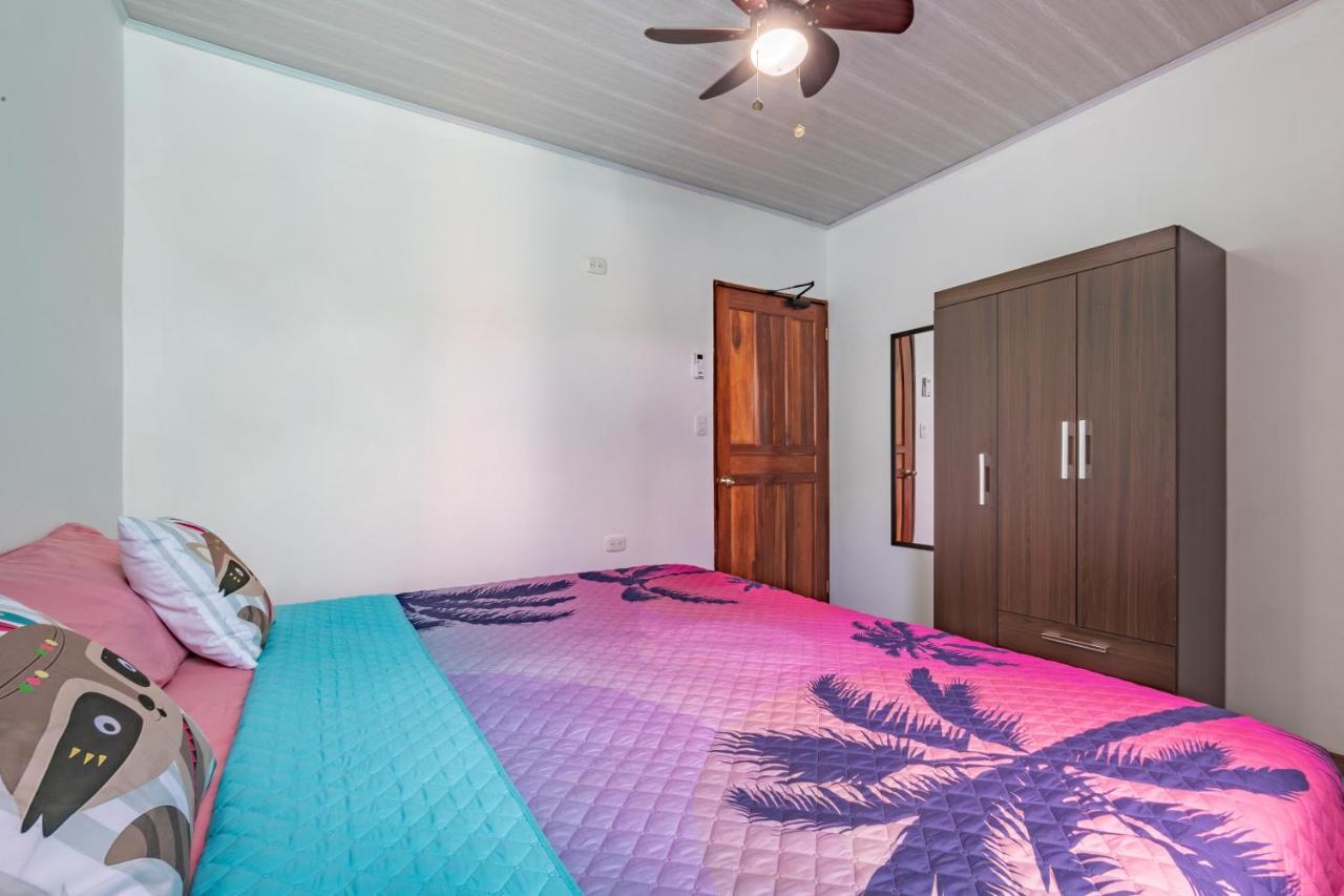 Villas Mapache Del Caribe Puerto Viejo de Talamanca Exterior photo