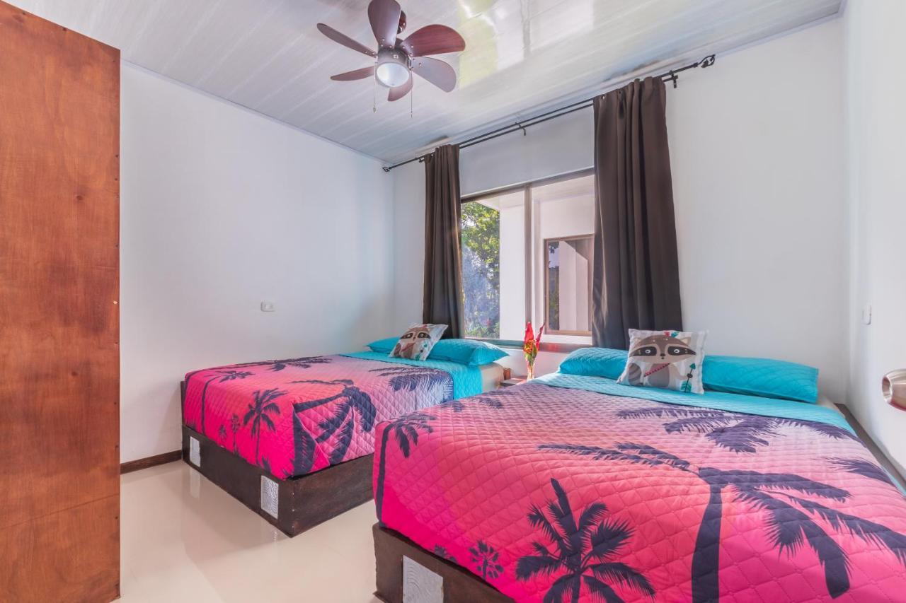 Villas Mapache Del Caribe Puerto Viejo de Talamanca Exterior photo