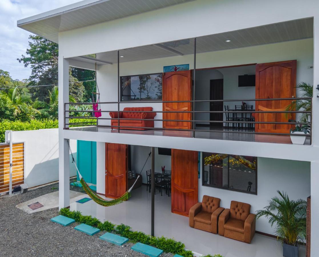 Villas Mapache Del Caribe Puerto Viejo de Talamanca Exterior photo