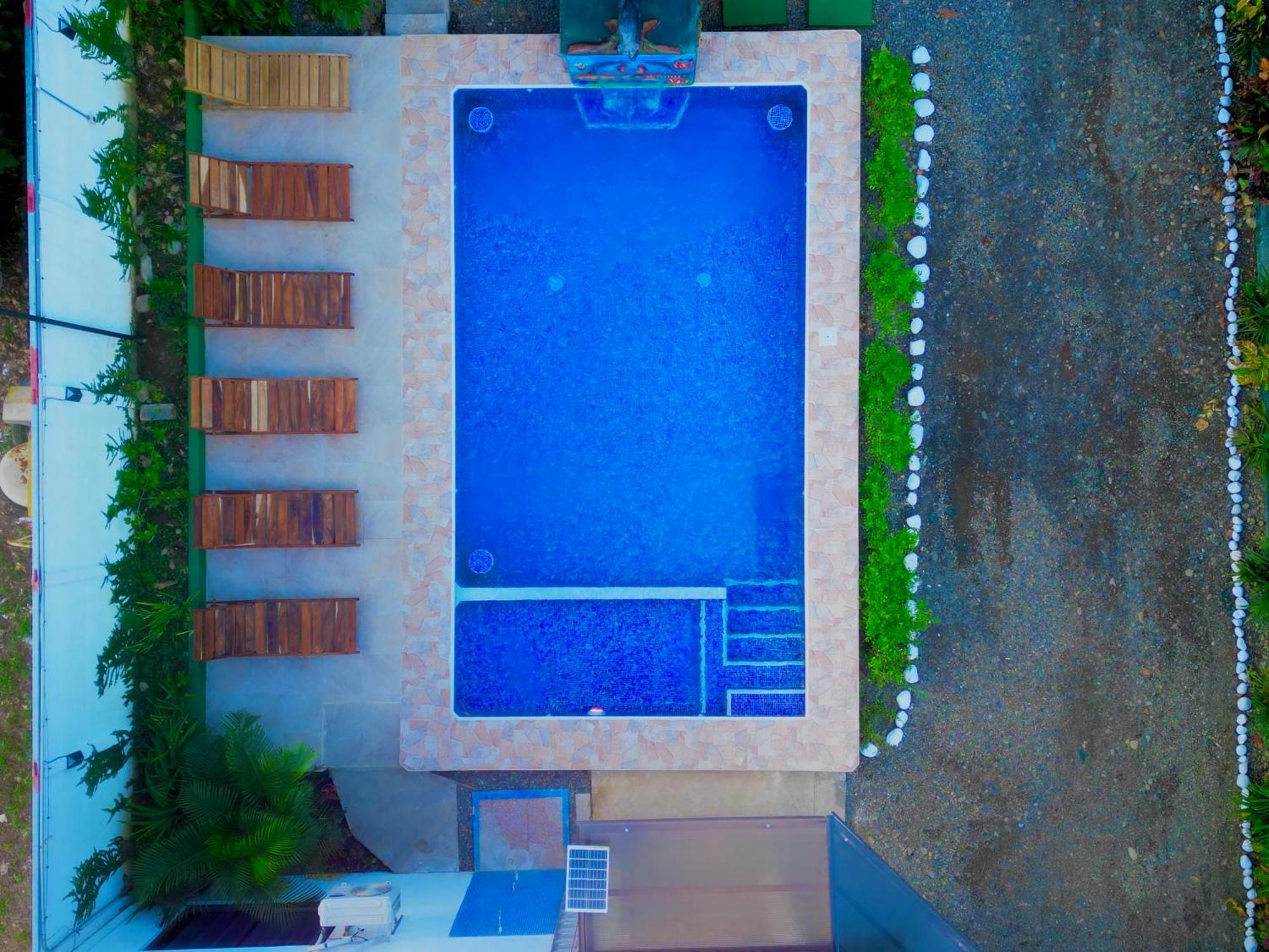 Villas Mapache Del Caribe Puerto Viejo de Talamanca Exterior photo